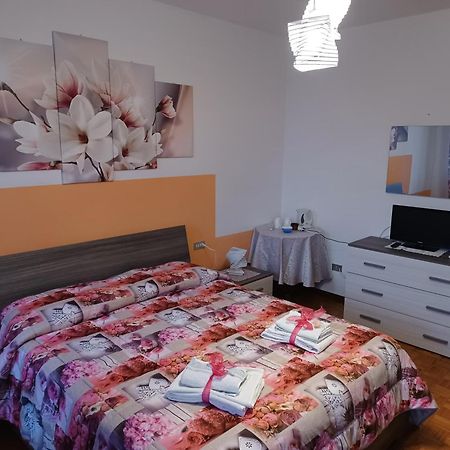 Quo Vadis Qui Vieni Bed & Breakfast โรวีโก ห้อง รูปภาพ