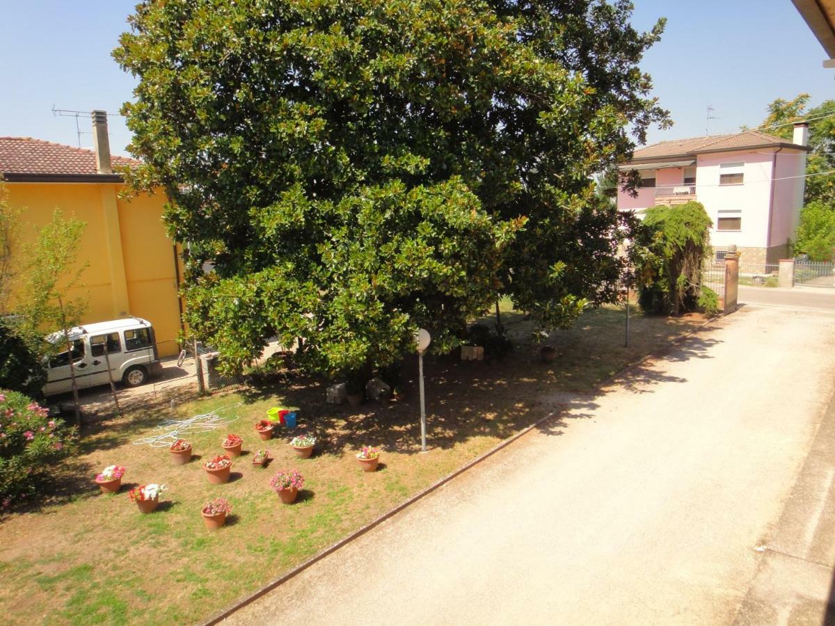 Quo Vadis Qui Vieni Bed & Breakfast โรวีโก ภายนอก รูปภาพ