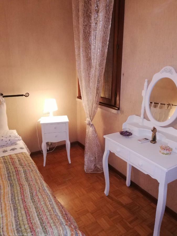 Quo Vadis Qui Vieni Bed & Breakfast โรวีโก ภายนอก รูปภาพ